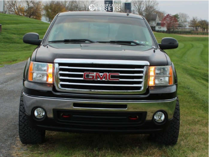 2009 GMC Sierra 1500 with 20x10 19 Off Road Monster M17 and 33/12.5R20