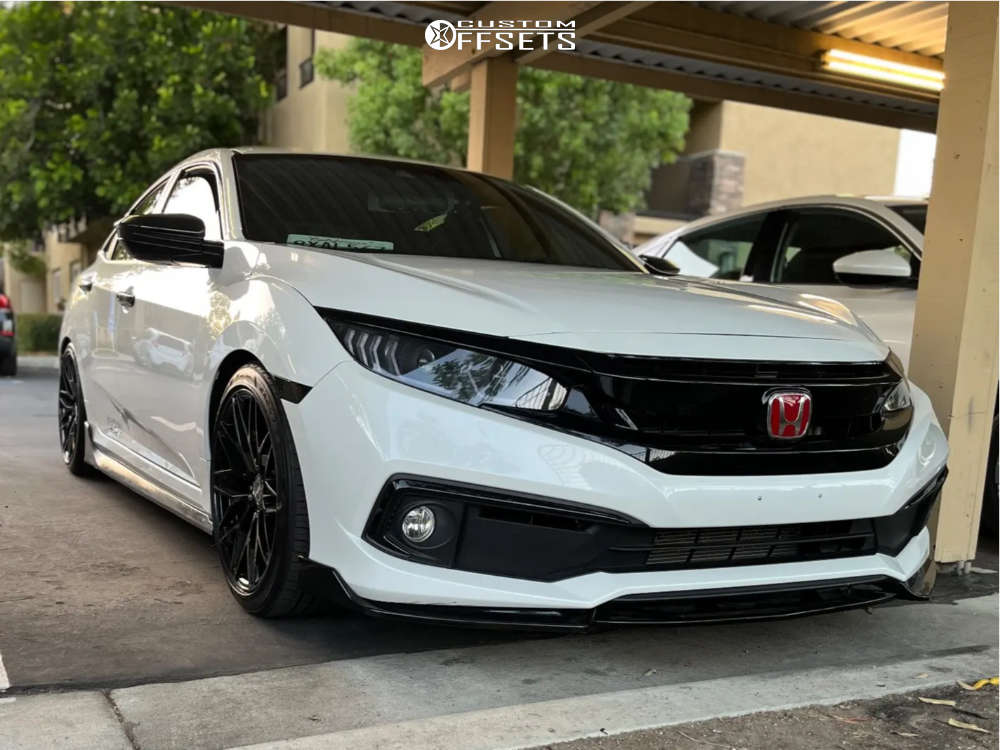 2021 Honda Civic with 18x8.5 40 Versus Racing Vs24 and 235/40R18 ...