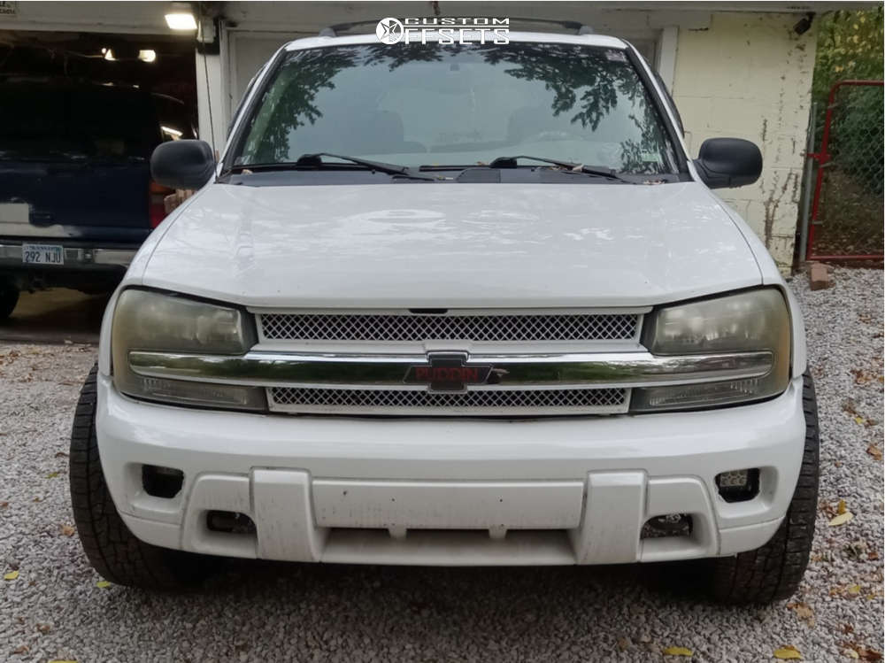 2002 Chevrolet Trailblazer with 20x10 18 XD Xd859 and 255/50R20 Falken