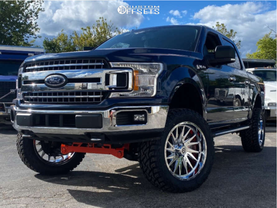 2018 Ford F-150 with 22x10 -19 TIS 547C and 35/12.5R22 Predator