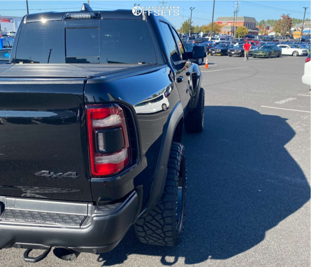 2022 Ram 1500 with 22x10 -18 Fuel Arc and 325/50R22 Nitto Ridge ...