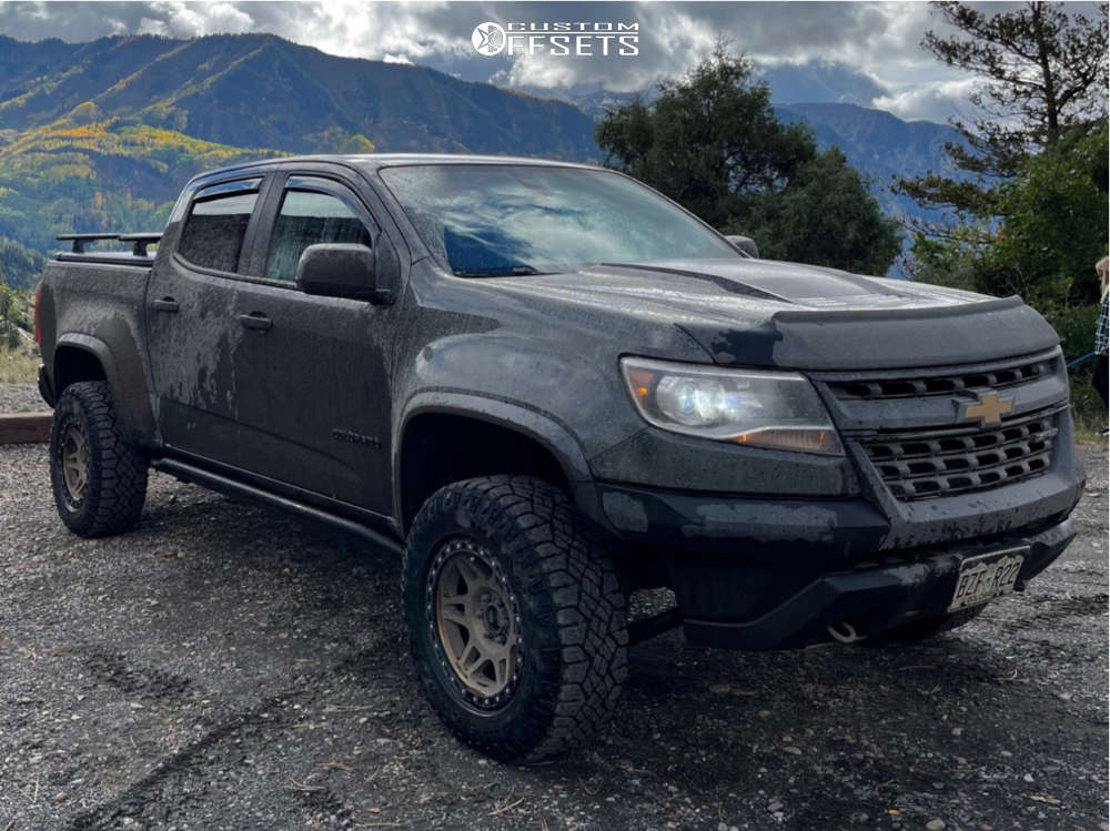 2018 Chevrolet Colorado with 17x8.5 0 Method Mr312 and 265/70R17 ...