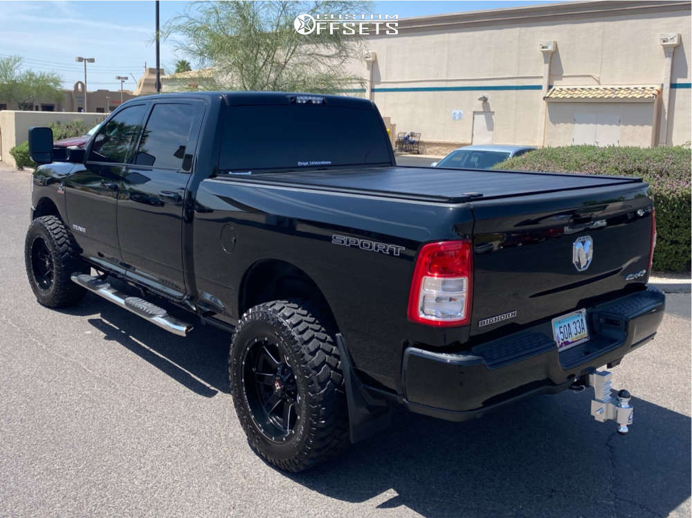 2021 Ram 2500 with 20x10 -19 Ballistic Rage and 35/12.5R20 Firestone ...