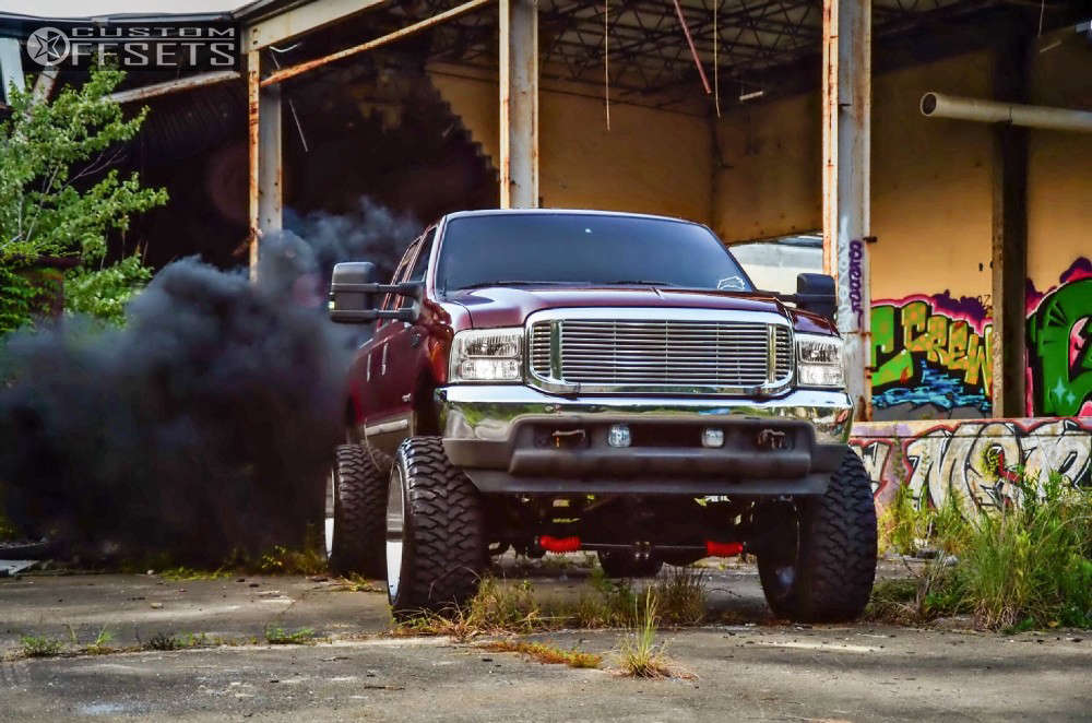 2004 Ford F250 Super Duty with 24x14 76 Hostile Sprocket and 37/13