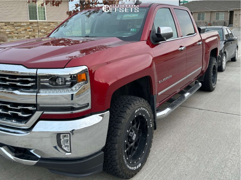 2018 Chevrolet Silverado 1500 with 18x9 -12 XD XD820 and 285