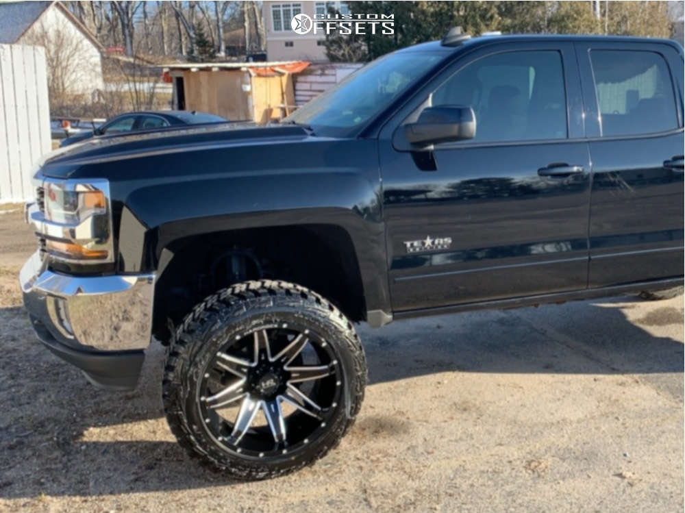 2016 Chevrolet Silverado 1500 with 22x12 -44 Hardrock