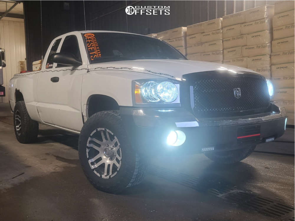 Hankook Dynapro AT2 265 65R17 (30.5x10.4R17) | HAN-1023457 | Custom Offsets