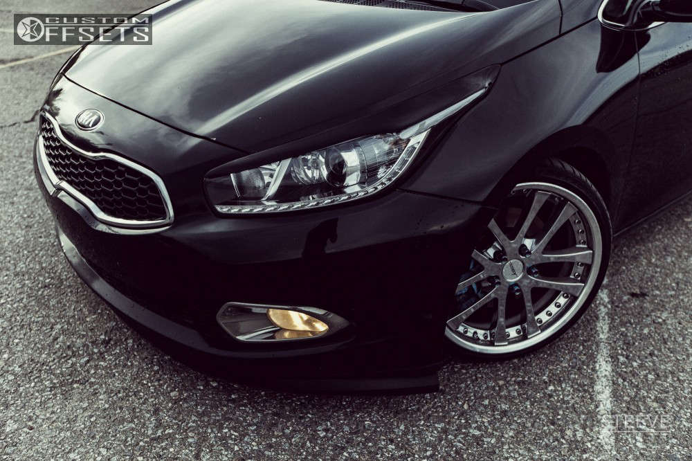 2014 Kia Rondo with 18x8.5 25 Weds Vishunu and 215/35R18 Sailun ...
