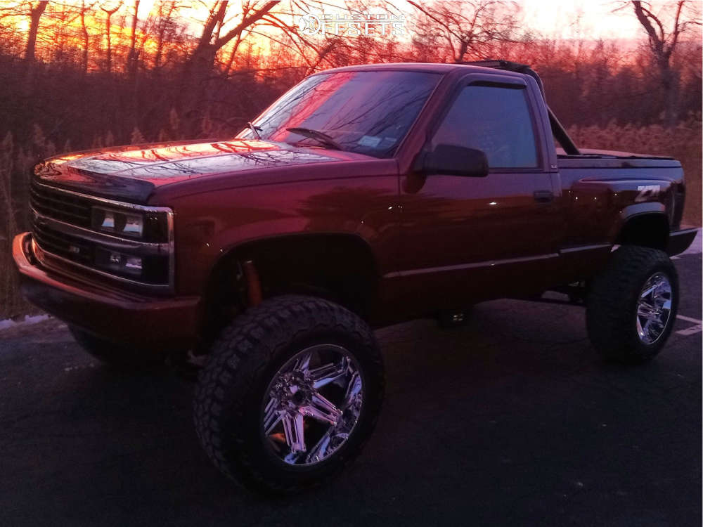 1994 GMC K1500 with 20x12 -51 Vision Razor and 35/12.5R20 Americus ...