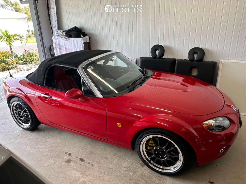 2006 Mazda MX-5 Miata with 17x8 45 Konig Hypergram and 215/45R17 