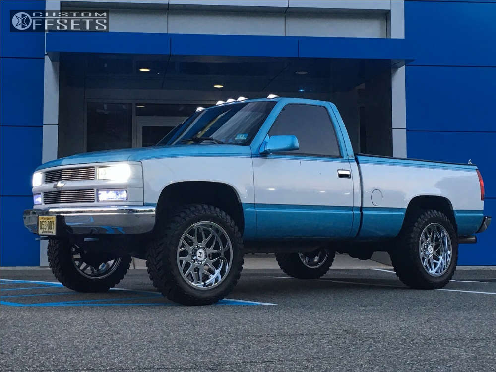 1994 Chevrolet K1500 With x10 19 Hostile Sprocket And 33 12 5r Atturo Trail Blade Mt And Leveling Kit Custom Offsets
