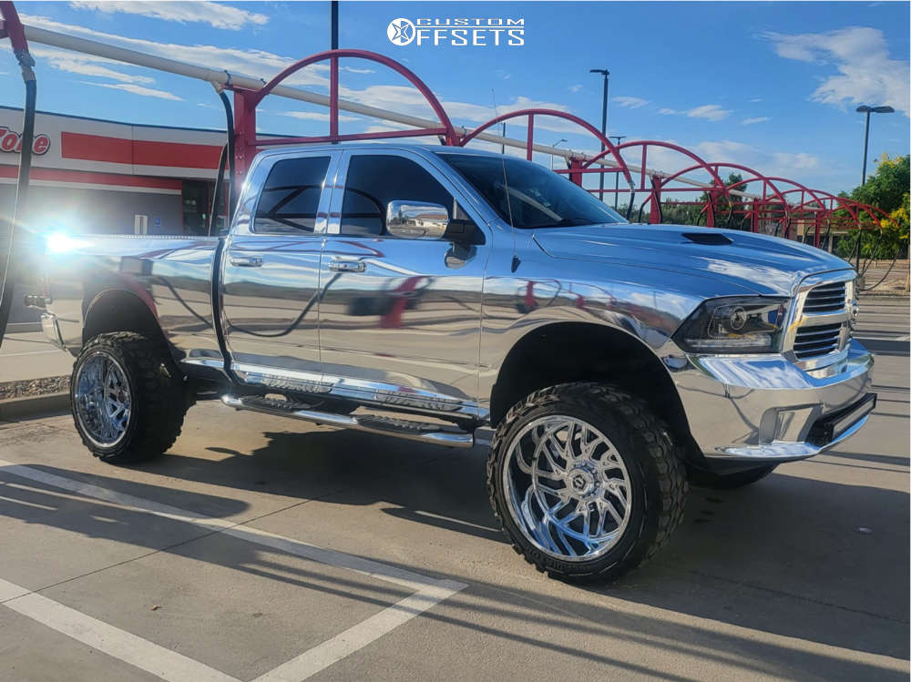 2014 Ram 1500 with 24x14 -76 TIS 544c and 37/13.5R24 Gladiator