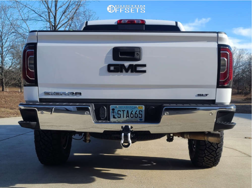 2017 GMC Sierra 1500 with 17x8.5 Method Mr317 and 285/75R17 Nitto Ridge ...