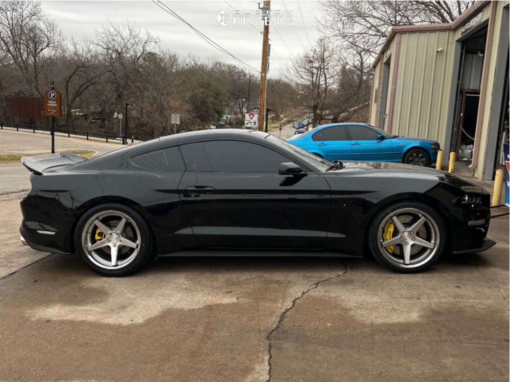 2019 Ford Mustang with 20x9 25 Ferrada Fr3 and 255/35R20 Firestone ...