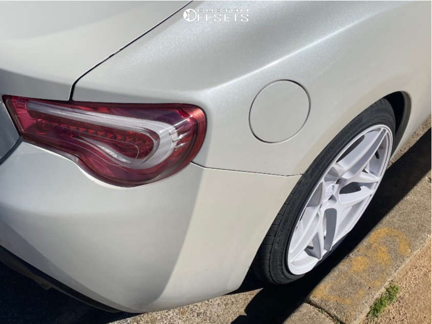 2020 Toyota 86 with 18x9.5 35 Kansei Astro and 225/40R18 Vercelli