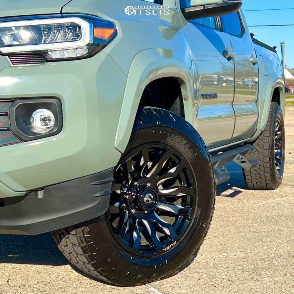 2022 Toyota Tacoma with 18x9 1 Fuel Blitz and 265/65R18 Toyo Tires Open ...