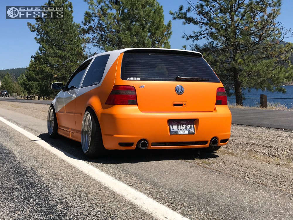 Hellaflush Vw R32