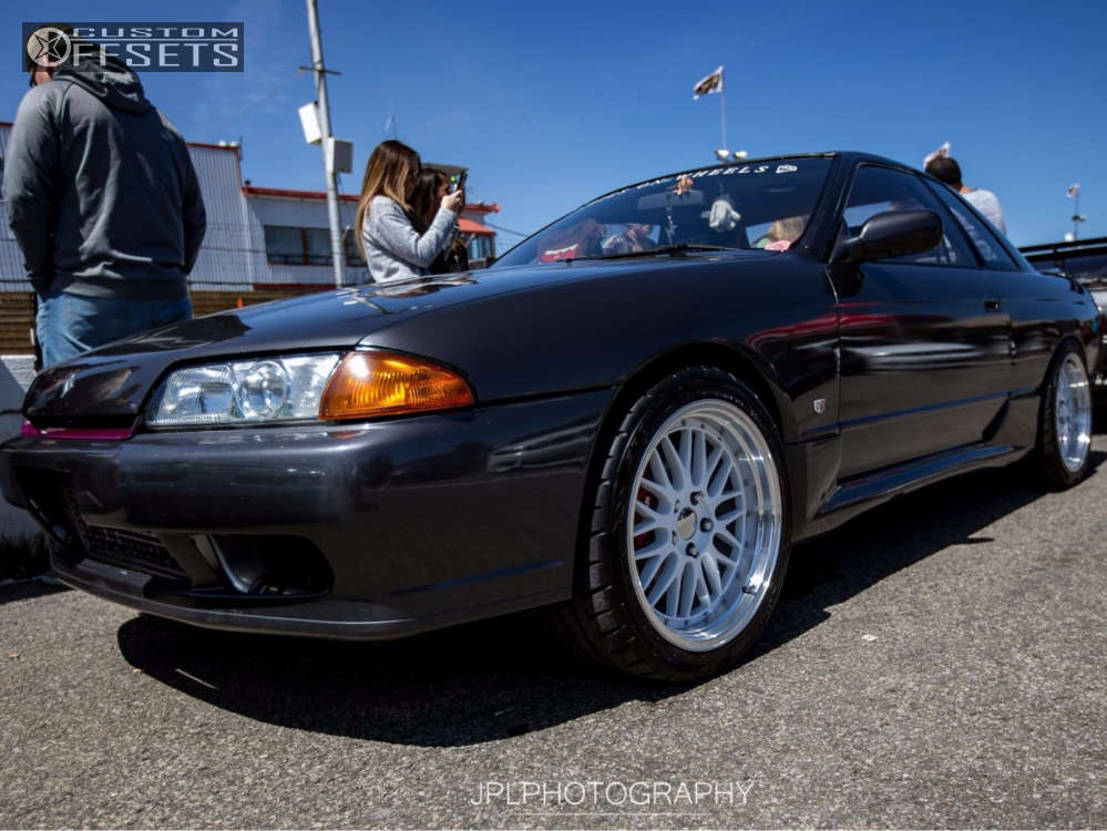 265667-1-1992-skyline-r34-