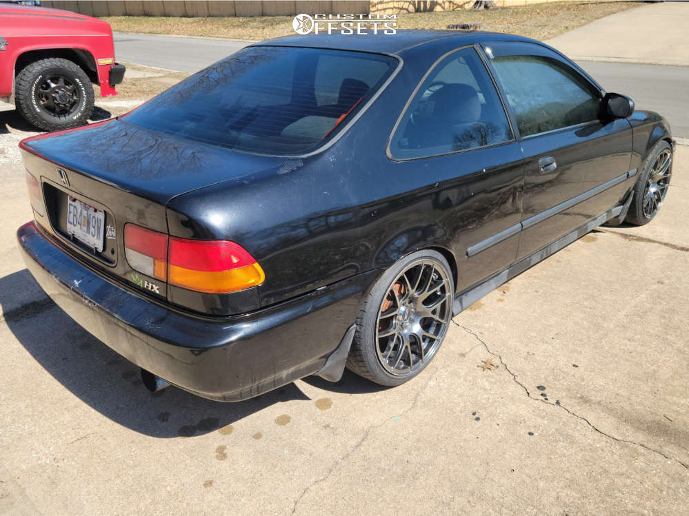 1997 Honda Civic with 17x8.25 25 XXR 530 and 205/40R17 Nitto Neo