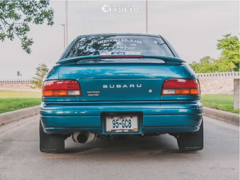 Pob mini ブルー 1995 Subaru Impreza with 17x8 38 Konig Lockout and 205/40R17