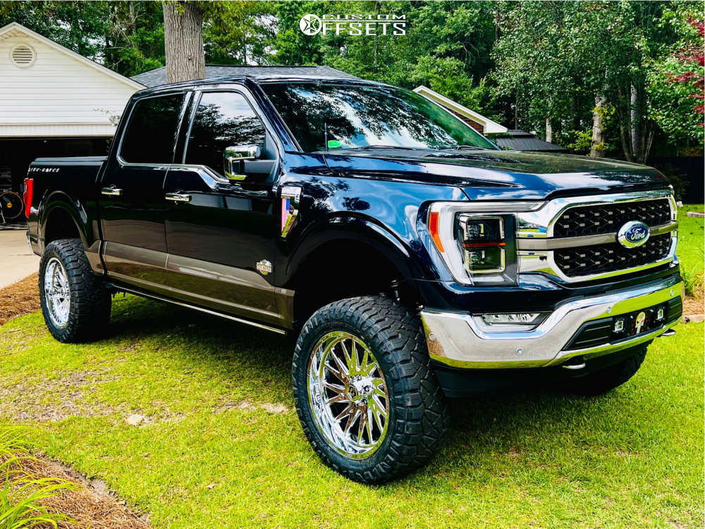 2022 Ford F-150 with 22x10 -19 TIS 547c and 35/12.5R22 Nitto Ridge