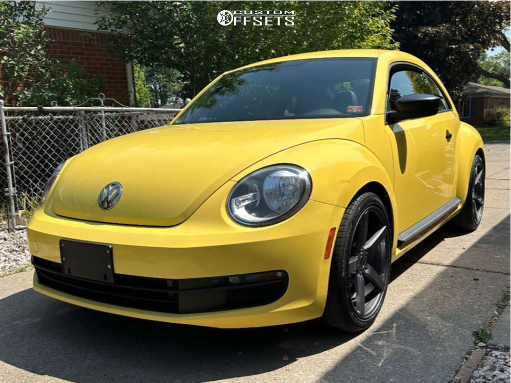 2015 Volkswagen Beetle with 19x8.5 35 Vors Tr5 and 235/40R19