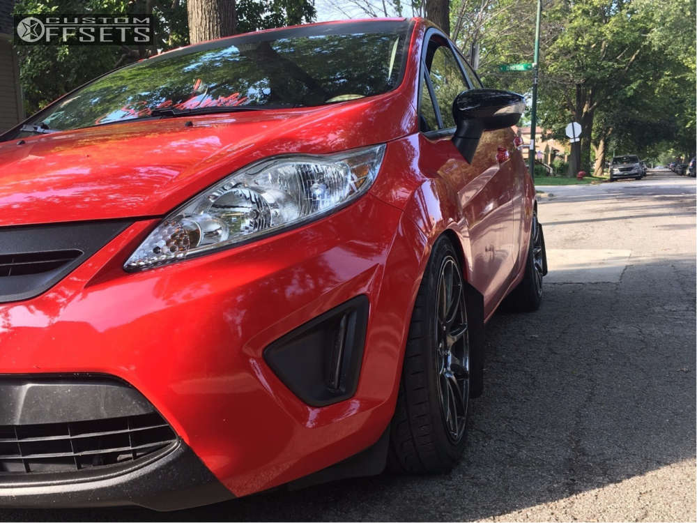 2012 Ford Fiesta with 17x7.5 40 XXR 527 and 205/35R17 Bridgestone