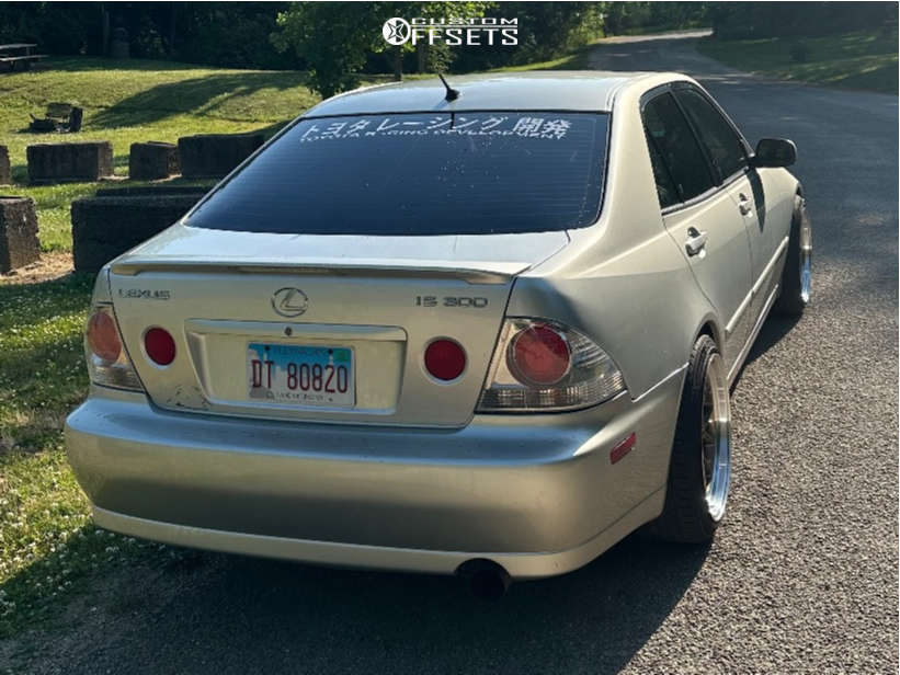2003 Lexus IS300 with 18x9.5 35 Aodhan Ds08 and 225/40R18 Lexani