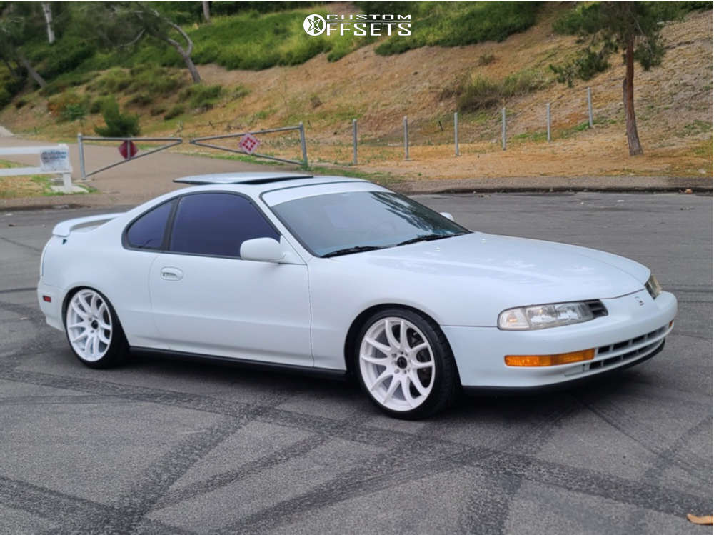 1992 Honda Prelude with 17x8 35 Vors Tr4 and 205/40R17 Nitto Neo