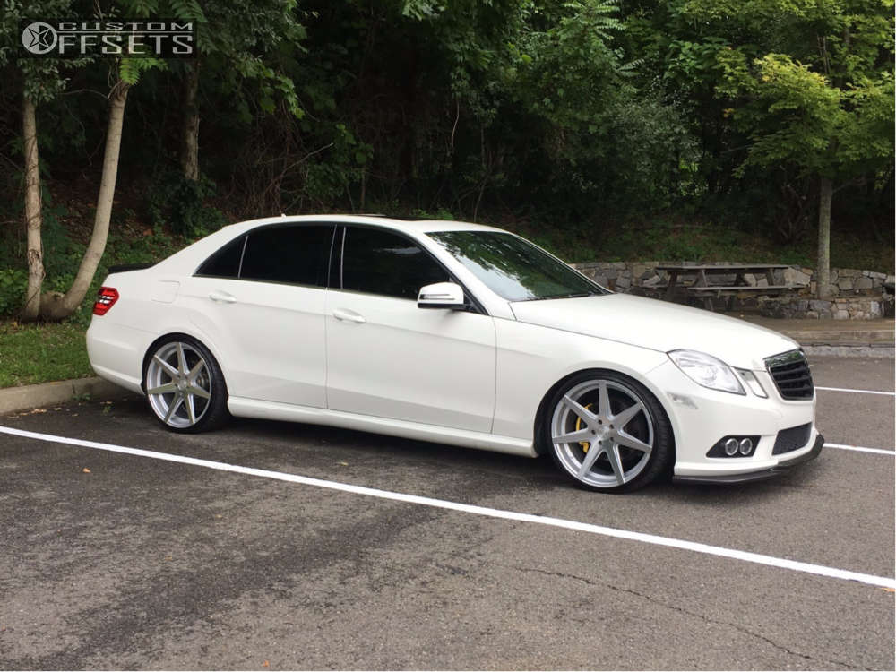2010 MercedesBenz E350 with 20x9 35 Rohana Rc7 and 245/30R20 Achilles