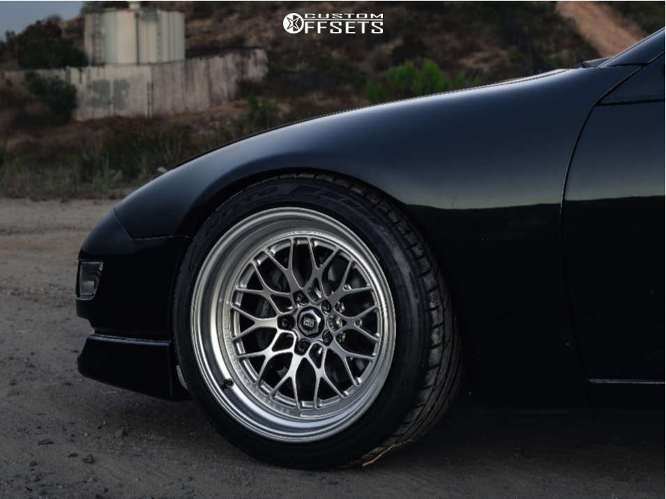 カノスタイル　セニング 1991 Nissan 300ZX with 18x10 15 SK Forged Inzo and 255/35R18 Nitto