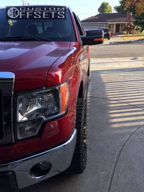 2014 Ford F-150 with 20x9 18 TIS 534B and 33/12.5R20 Atturo Trail Blade ...