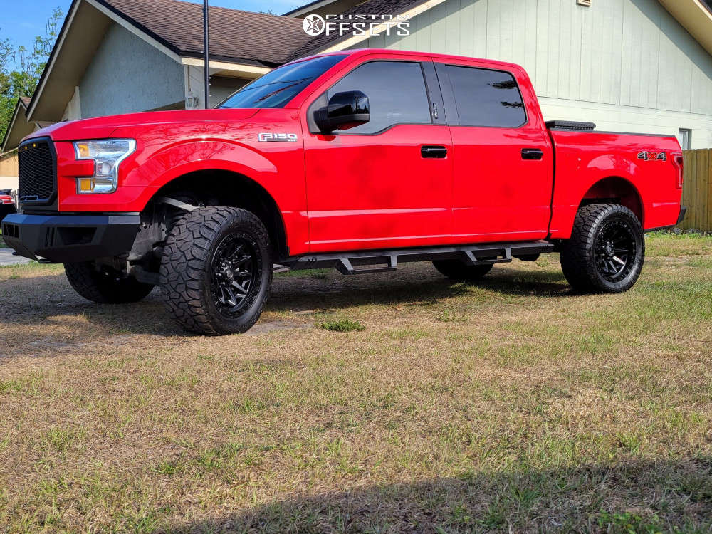 2017 Ford F150 with 20x10 18 Fuel Covert and 33/12.5R20 Delinte Dx12