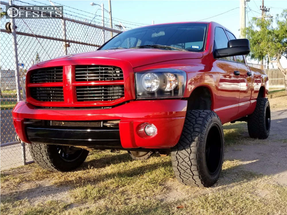 2007 Dodge Ram 2500 with 20x12 44 VRock Anvil and 305/55R20 Nitto