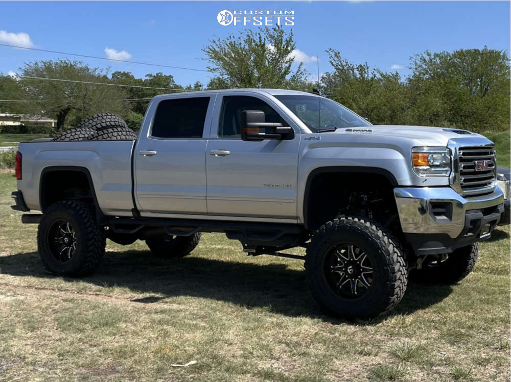 2018 GMC Sierra 2500 HD with 20x10 18 Fuel Hammer and 38/13.5R20 Toyo