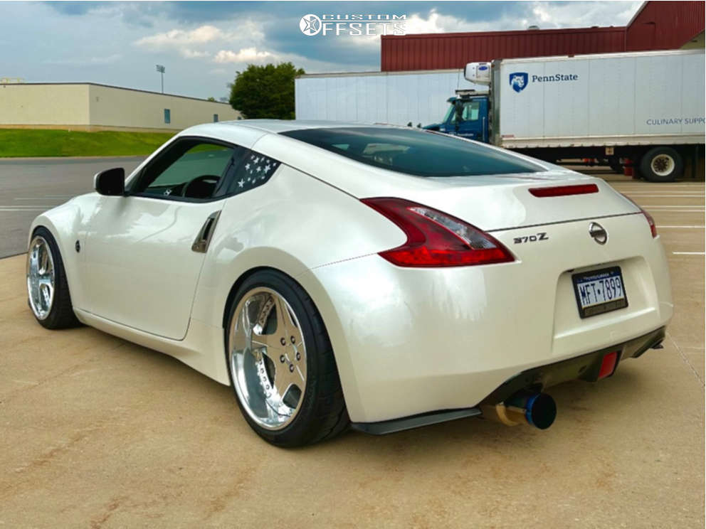 2020 Nissan 370Z with 19x10.5 17 Leon Hardiritt Ordens and 255