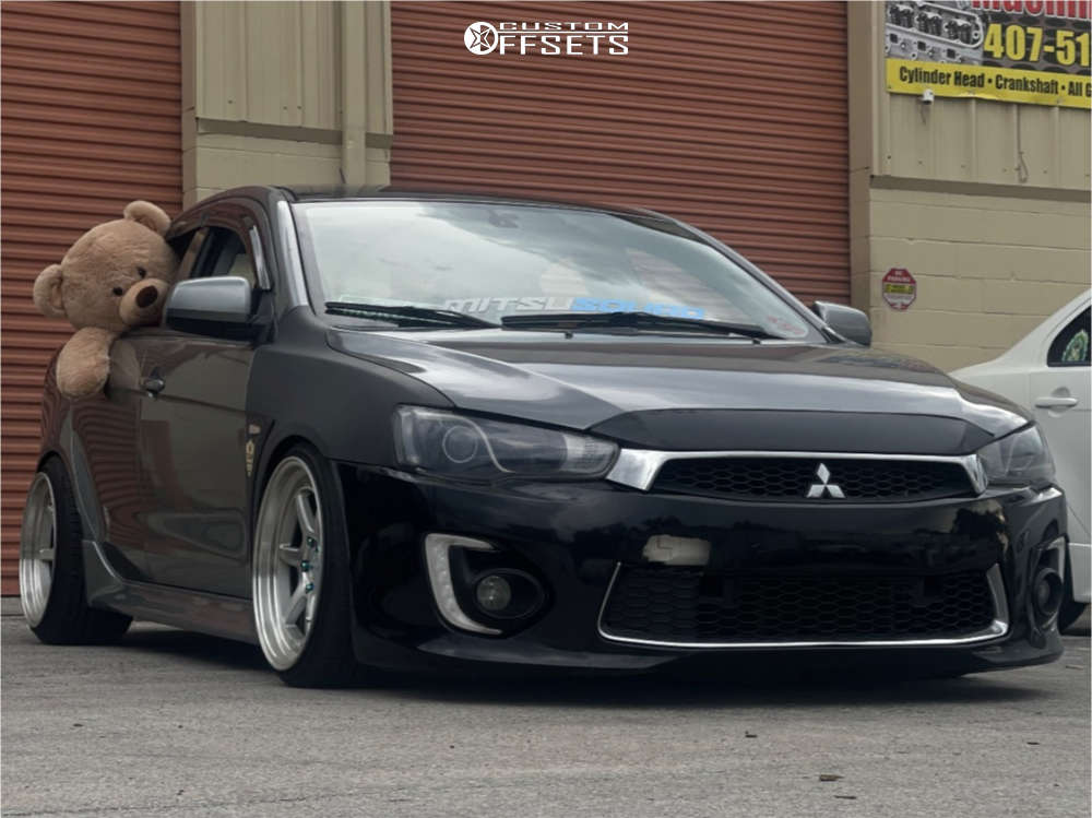 2744126-1-2012-lancer-