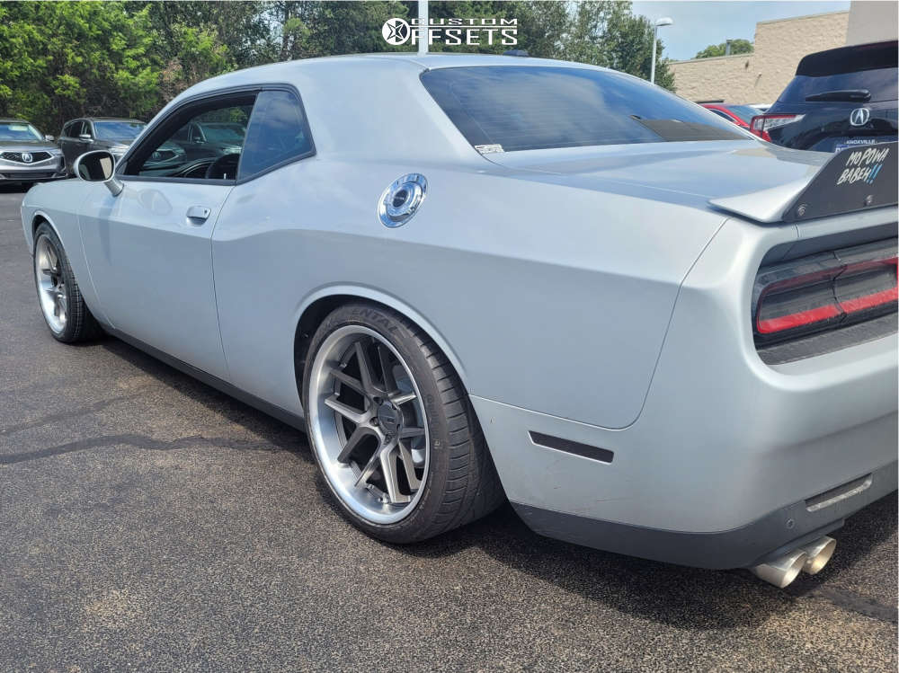 2022 Dodge Challenger with 20x9.5 15 American Racing and 275