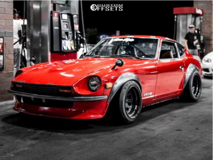 DV8 コリジョンディストラス15P 2oz 1978 Datsun 280Z with 15x10 -38 Diamond Racing Pro Street