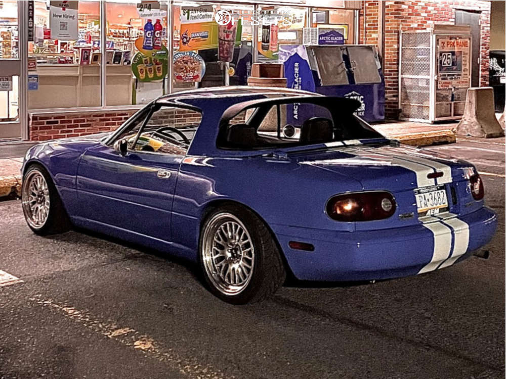 【mxmオーダーページ】 1995 Mazda MX-5 Miata with 15x8 15 ESM 002r and 195/45R15