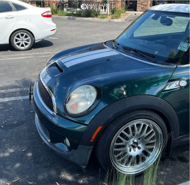 2009 Mini Cooper with 17x8 25 XXR 531 and 205/45R17 Delinte D7