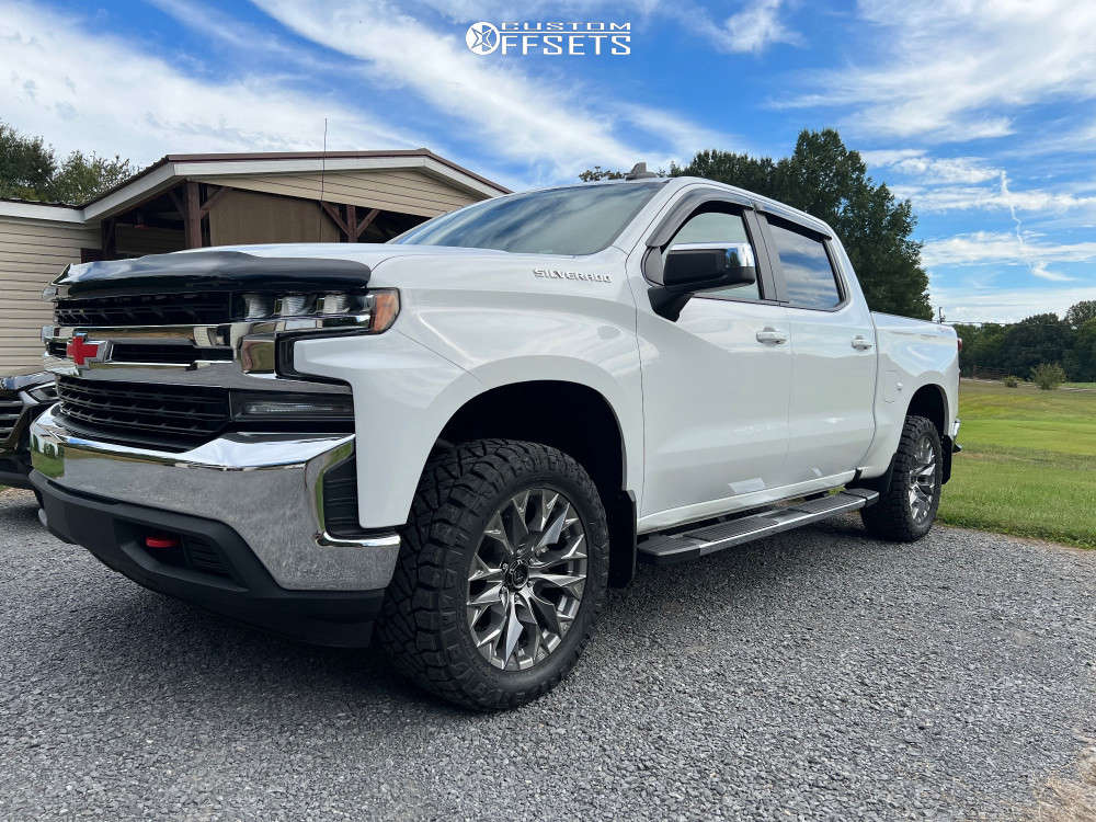 Fuel Flame 6 20x9 1 Platinum D80620908450 Custom Offsets