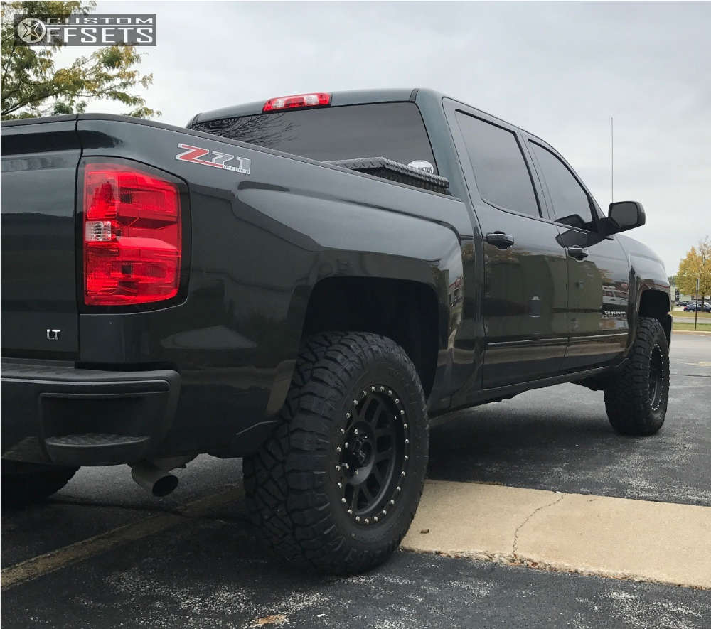 2017 Chevrolet Silverado 1500 with 17x8.5 0 Method Mesh and 285/70R17 ...