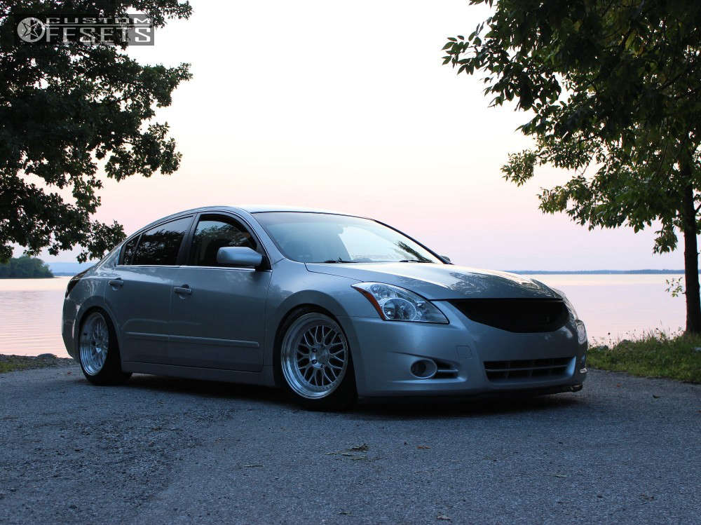 Tires For 2012 Nissan Altimanull