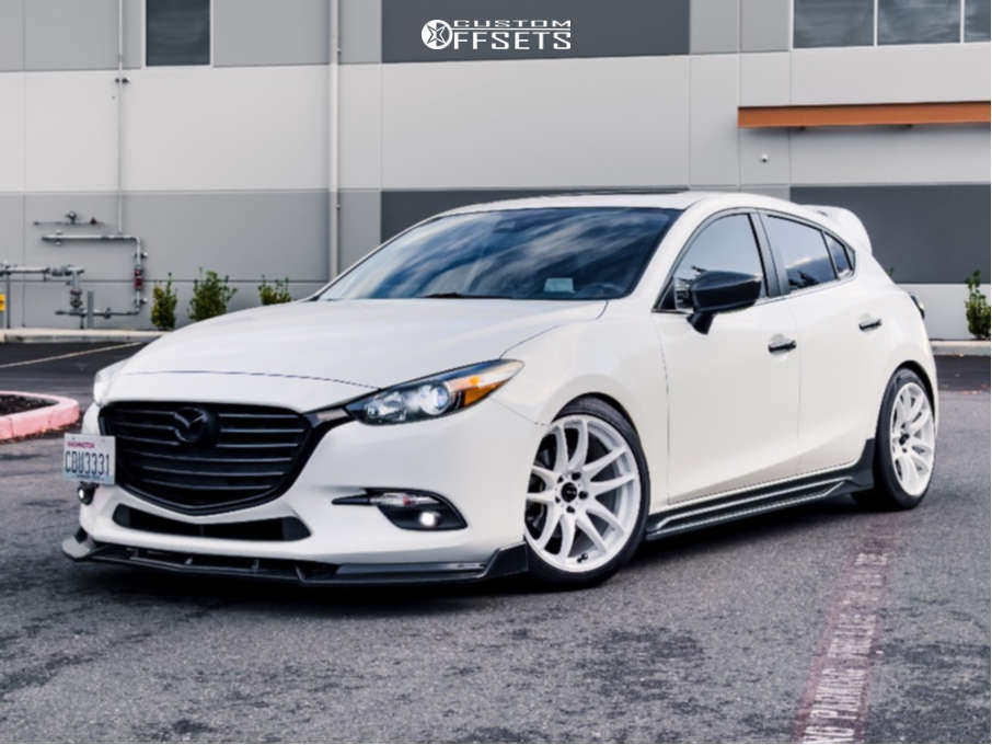 2790788-1-2017-3-mazda-grand-