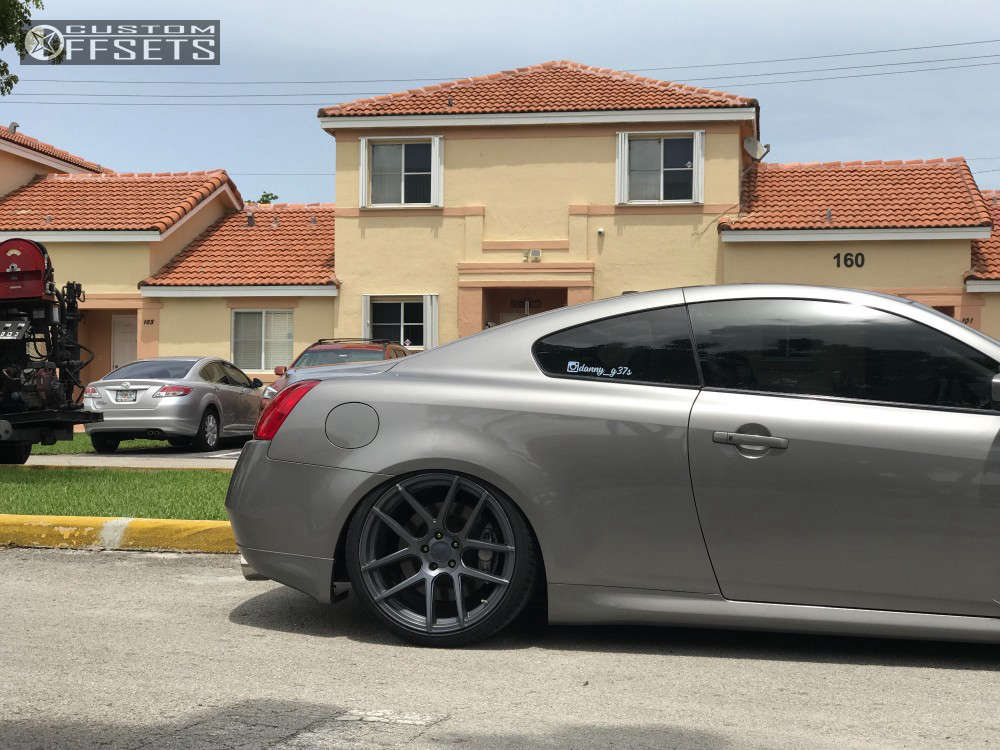 2008 INFINITI G37 with 19x9 35 Velgen Vmb5 and 235/40R19 BFGoodrich