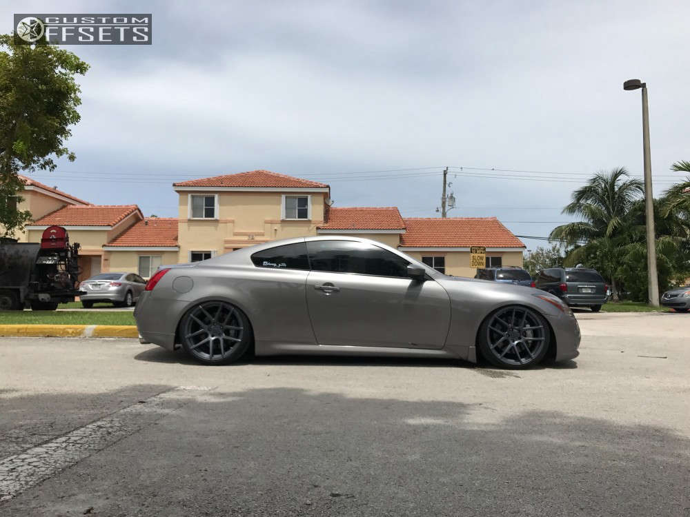 2008 INFINITI G37 with 19x9 35 Velgen Vmb5 and 235/40R19 BFGoodrich