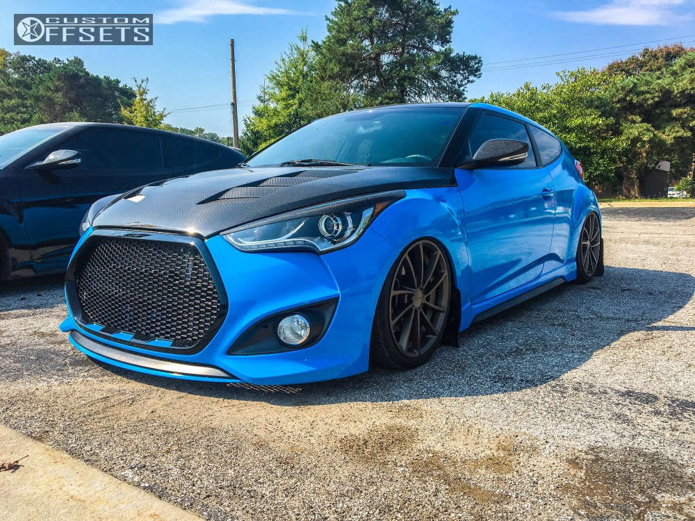 2013 Hyundai Veloster Wheel Offset Tucked Air Suspension 280617