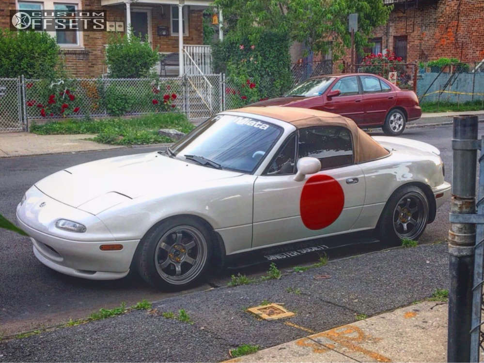 1995 Mazda MX-5 Miata with 15x8 20 JNC JNC014 and 195/45R15 Toyo