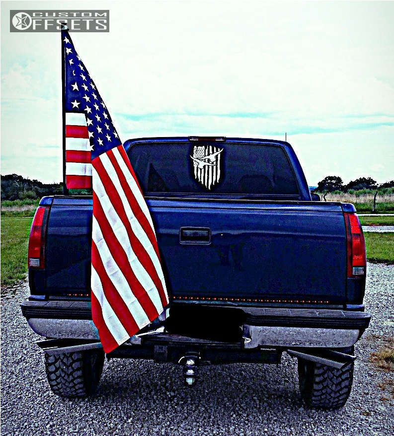 1996 GMC K1500 with 16x8 -22 Mickey Thompson Classic Iii and 285/75R16 ...